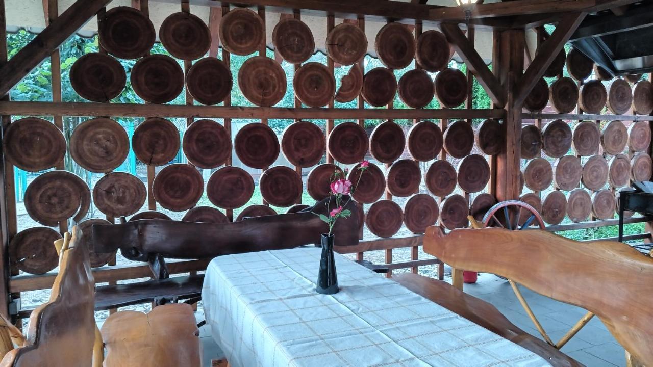 Ardilla Hotel Lhota  Екстериор снимка